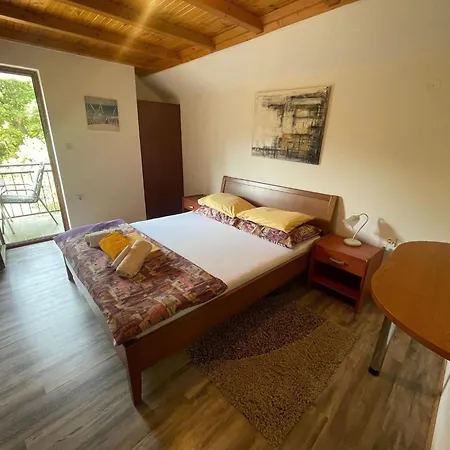 Vacation With Private Swimming Pool Casa vacanze *